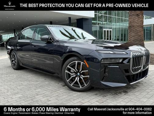 Carbon Black Metallic 2023 BMW 740 i