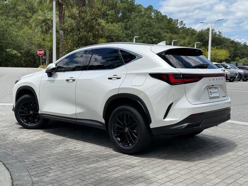 Eminent White Pearl 2024 Lexus NX 250 Base