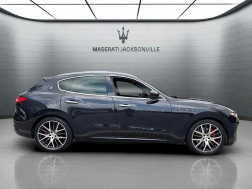 2017 Maserati Levante S