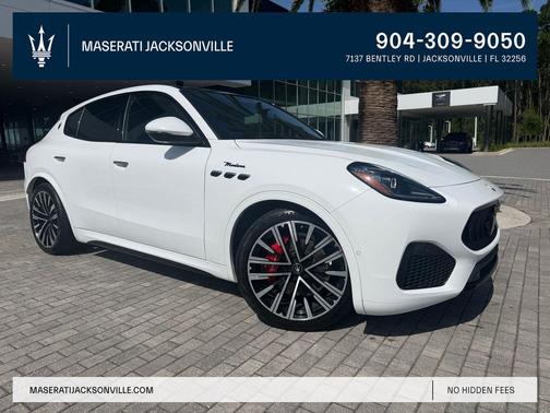 Bianco 2023 Maserati Grecale Modena