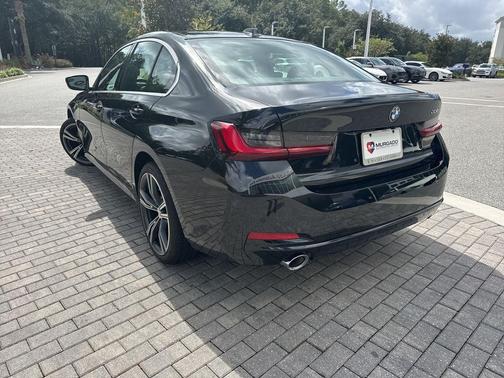 2024 BMW 330 330i