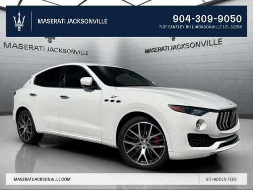 Bianco 2023 Maserati Levante GT