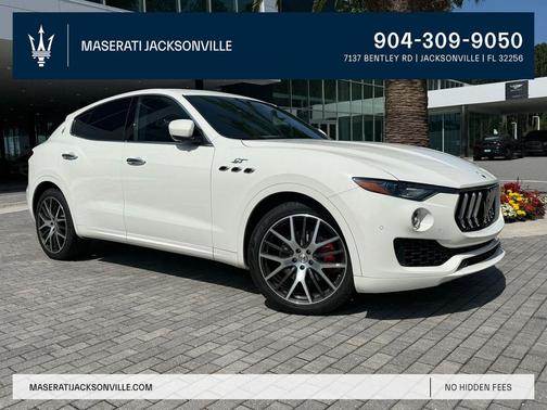 Bianco 2023 Maserati Levante GT