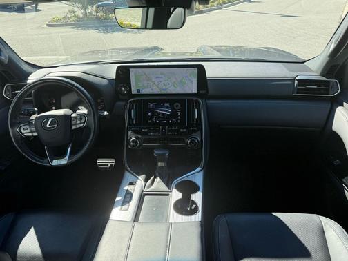 2024 Lexus LX 600 F SPORT