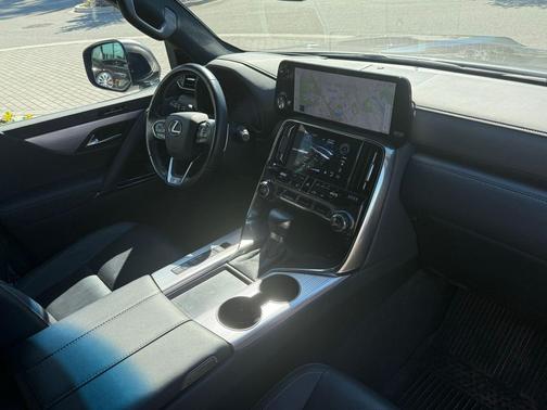 2024 Lexus LX 600 F SPORT