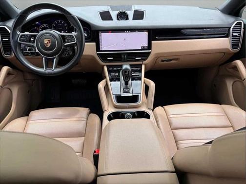 2021 Porsche Cayenne Base