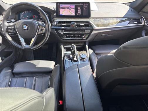 2022 BMW 540 i