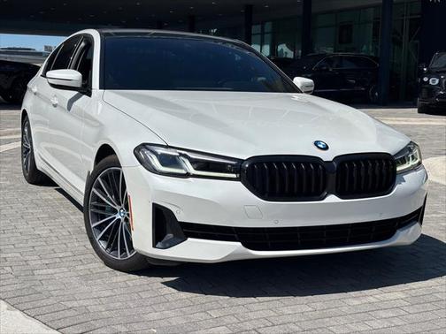 2022 BMW 540 i