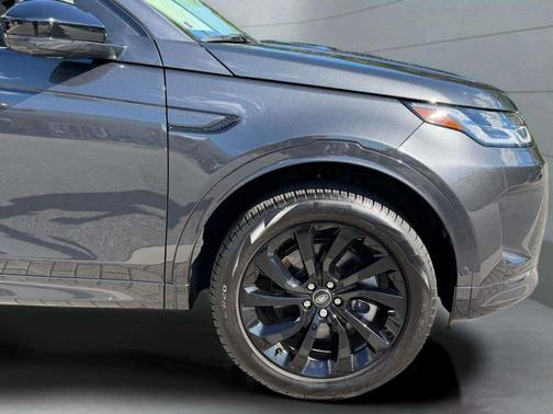 2025 Land Rover Discovery Sport S