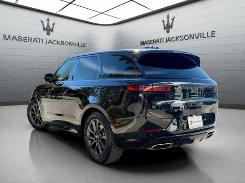2024 Land Rover Range Rover Sport SE
