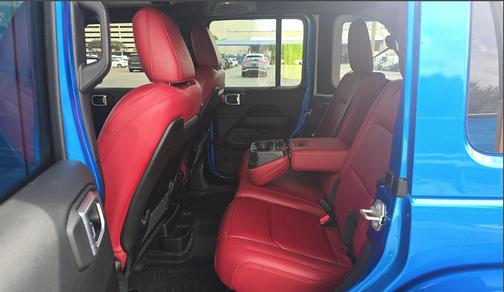 2024 Jeep Wrangler Rubicon 392