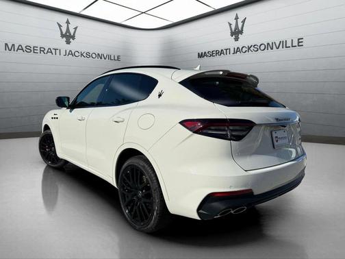 2024 Maserati Levante Modena Ultima