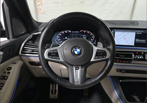 2022 BMW X5 M50i