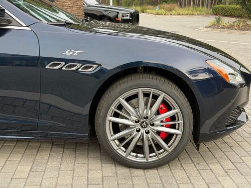 2023 Maserati Quattroporte GT
