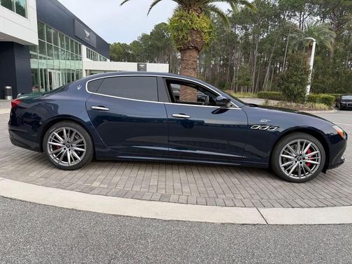 2023 Maserati Quattroporte GT