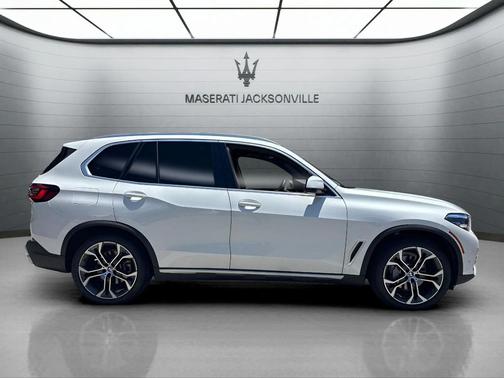 2022 BMW X5 sDrive40i