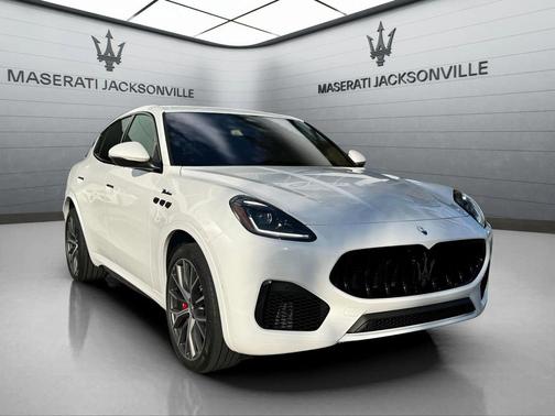 2026 Maserati Grecale Modena