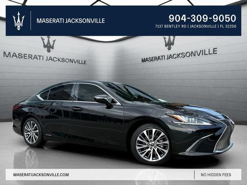 Caviar 2020 Lexus ES 300h Base