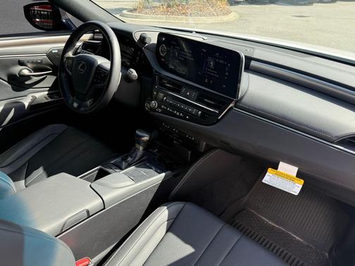 2022 Lexus ES 350 F Sport