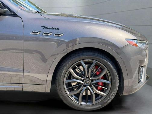 2022 Maserati Levante Modena