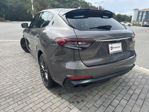 2022 Maserati Levante Modena