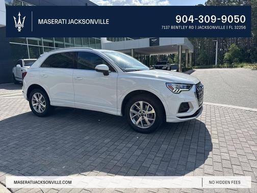 Ibis White 2023 Audi Q3 Premium 40 TFSI quattro Tiptronic
