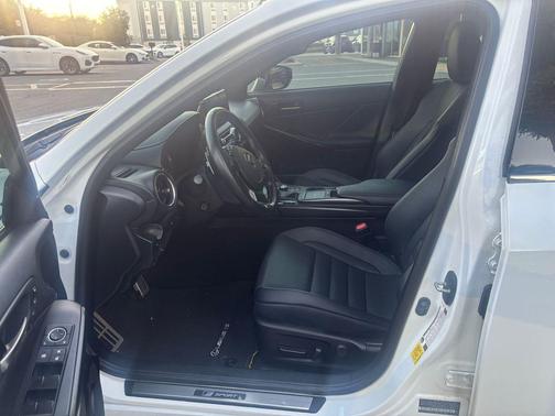 2022 Lexus IS 350 Base