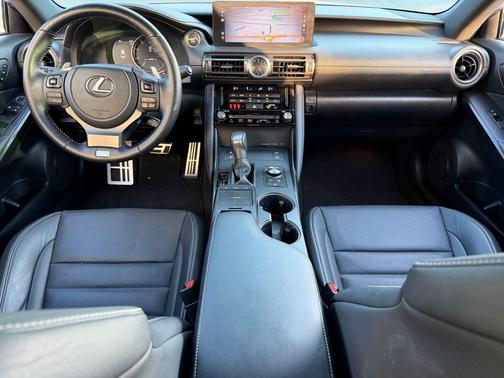2022 Lexus IS 350 Base