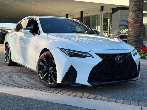 2022 Lexus IS 350 Base