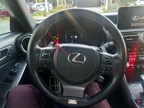 2022 Lexus IS 350 Base