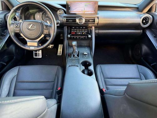 2022 Lexus IS 350 Base
