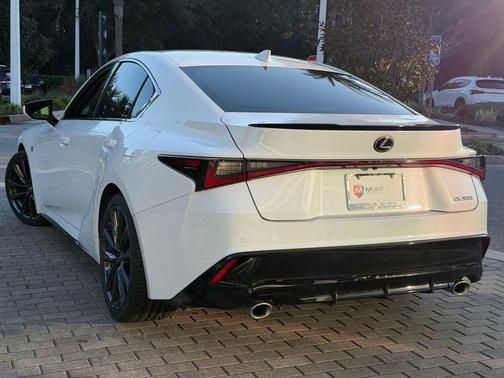 2022 Lexus IS 350 Base