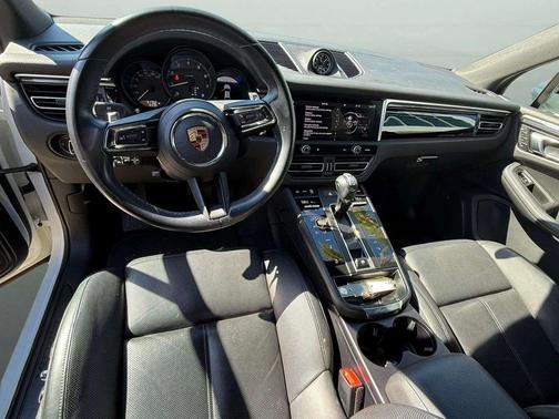 White 2024 Porsche Macan Macan S