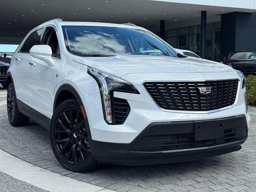 2023 Cadillac XT4 Luxury
