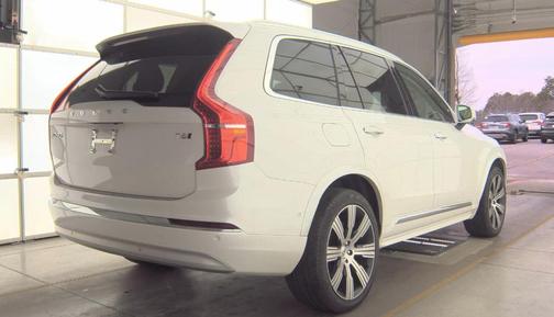 2022 Volvo XC90 T6 Inscription