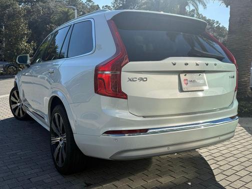 2022 Volvo XC90 T6 Inscription