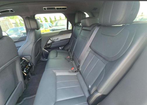 Fuji White 2023 Land Rover Range Rover Sport SE