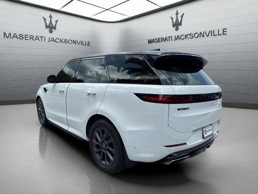 Fuji White 2023 Land Rover Range Rover Sport SE