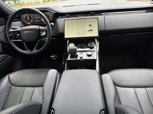 Fuji White 2023 Land Rover Range Rover Sport SE