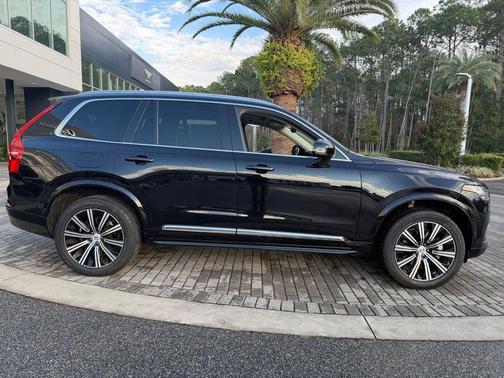 2024 Volvo XC90 B5 Core Bright Theme