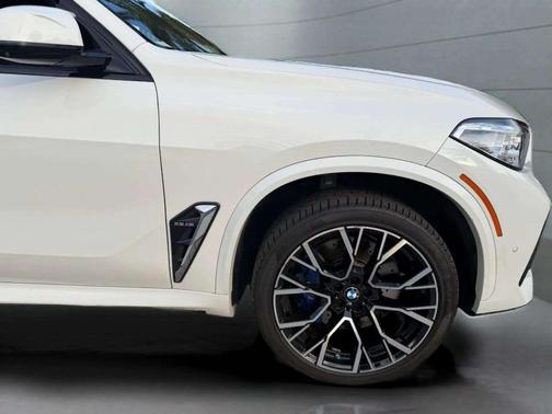 2022 BMW X5 M Base