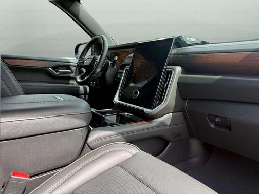 Onyx Black 2025 GMC Yukon XL Denali