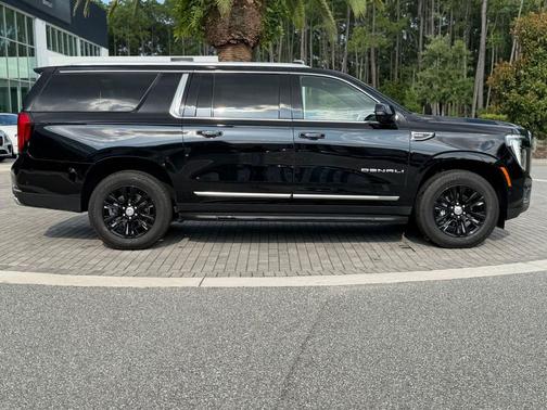 Onyx Black 2025 GMC Yukon XL Denali