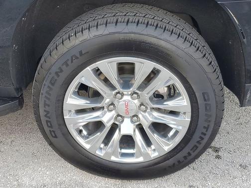 Onyx Black 2025 GMC Yukon XL Denali