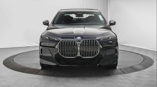 2024 BMW 760 xDrive