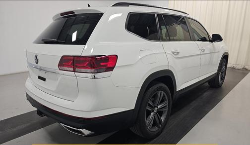 2022 Volkswagen Atlas 3.6L SE w/Technology