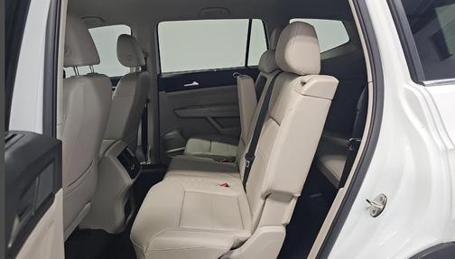 2022 Volkswagen Atlas 3.6L SE w/Technology