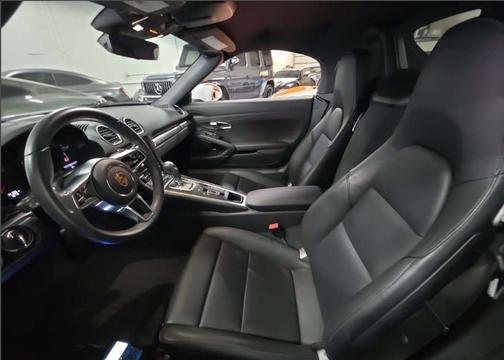 2022 Porsche 718 Boxster T