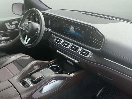 2023 Mercedes-Benz GLS 450 4MATIC