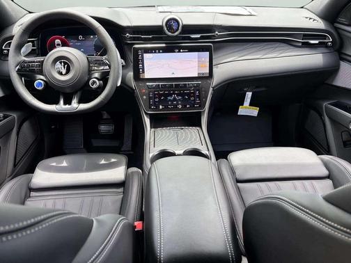 2025 Maserati Grecale 